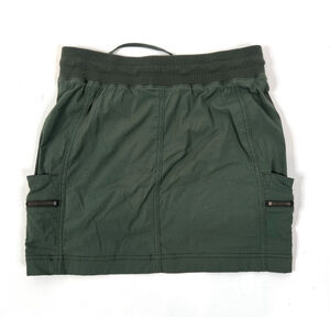 Athleta Trekkie Cargo Skort
Size 10, Lots of Pockets, Olive Army...